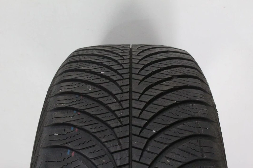 2x Goodyear Vector 4Seasons 215/60 R17 96H ca. 5,5 - 6 mm 13/19 Allwetterreifen - Bild 4 von 4