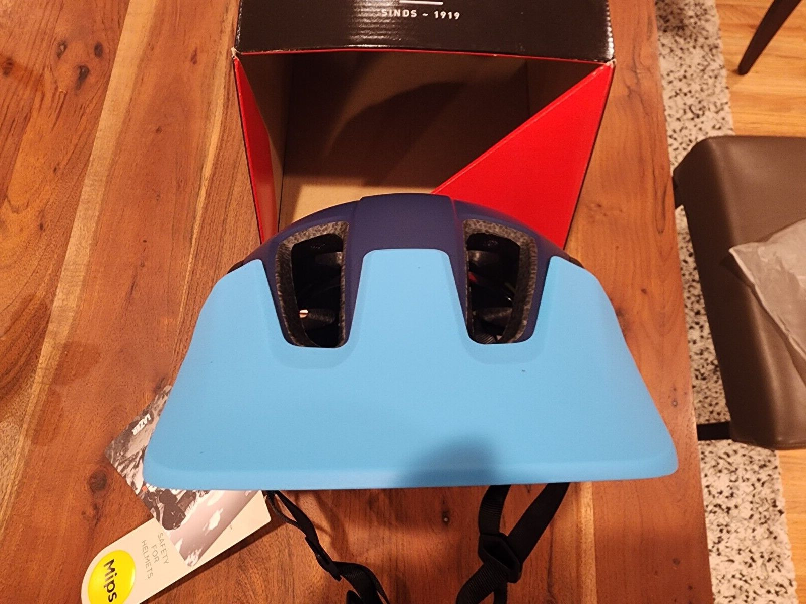 LAZER Chiru MIPS Mountain Bike MTB Helmet for Adults with Visor, Blue Large 💖