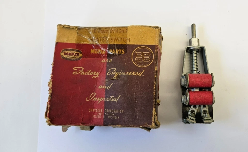 1941-1942 Plymouth Dodge DeSoto Chrysler Heater Blower Control Switch 974943 NOS - Image 3 of 4