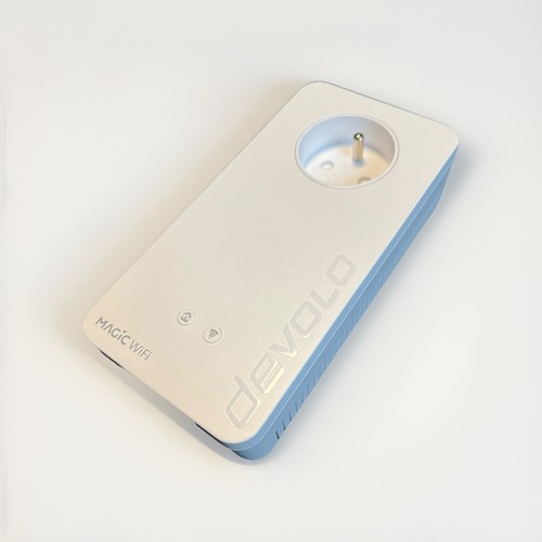 Devolo Magic 1 WiFi 2-1 Powerline Netzwerk Adapter - 2 LAN-Ports