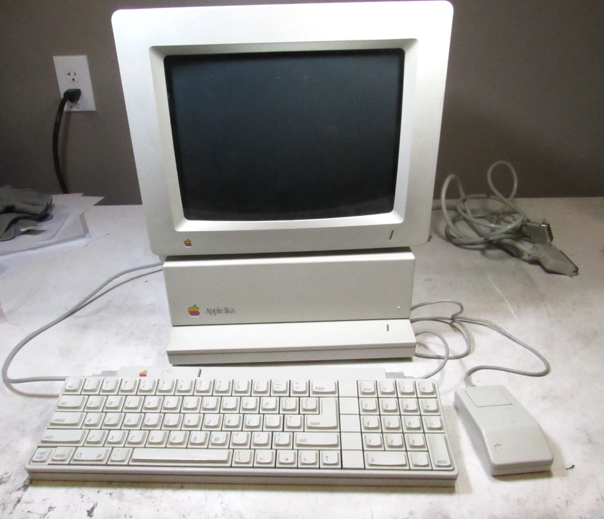 Apple Iigs Monitor for sale | eBay
