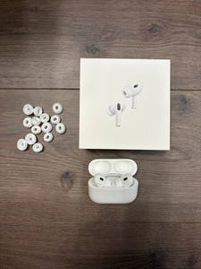 Apple AirPods Pro 2
