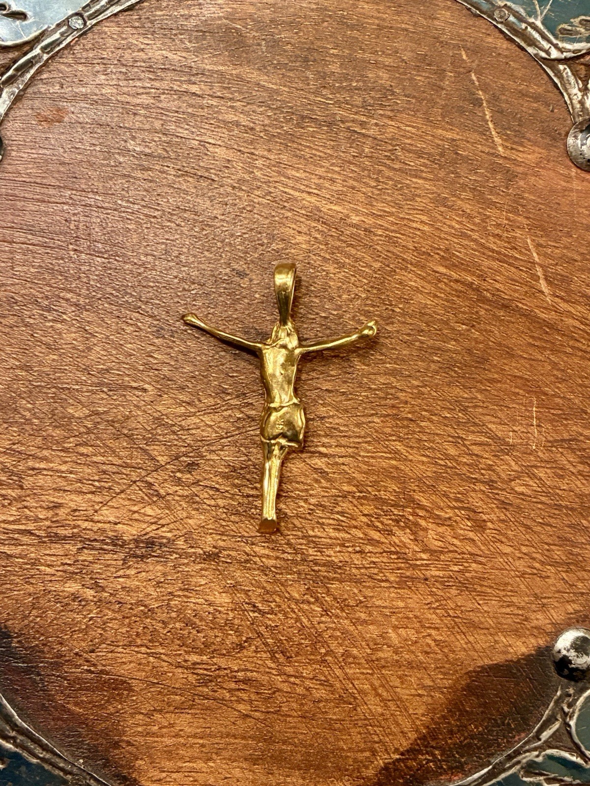 14k Solid Gold Cross Pendent - image 5