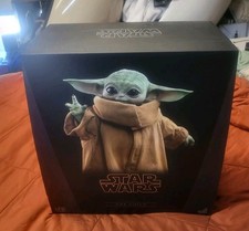 LMS013 Hot toys Life Size Grogu The Child Baby Yoda Mint 1st Edition