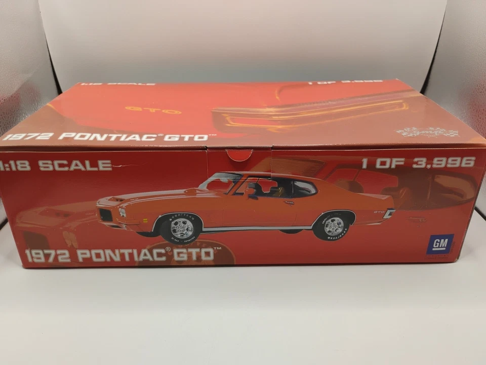 Pontiac GTO 1972 GMP rojo escala 1 de 3.996 1:18 Foto 2 de 4