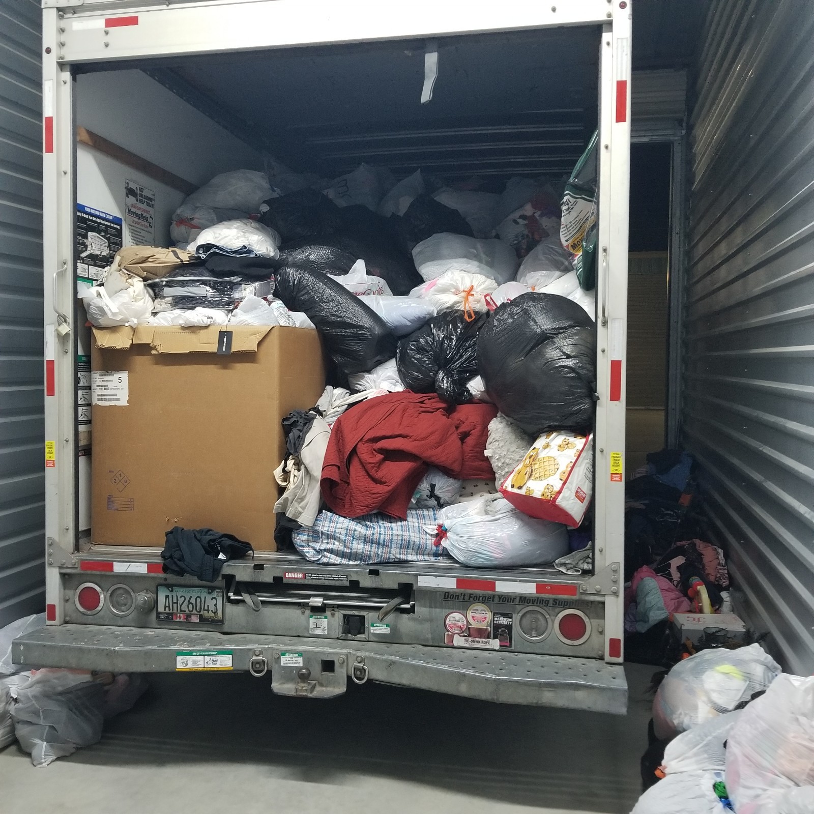 Lot of Container Women Clothing Bulk Wholesale Resale Consignment All Size Used image 3