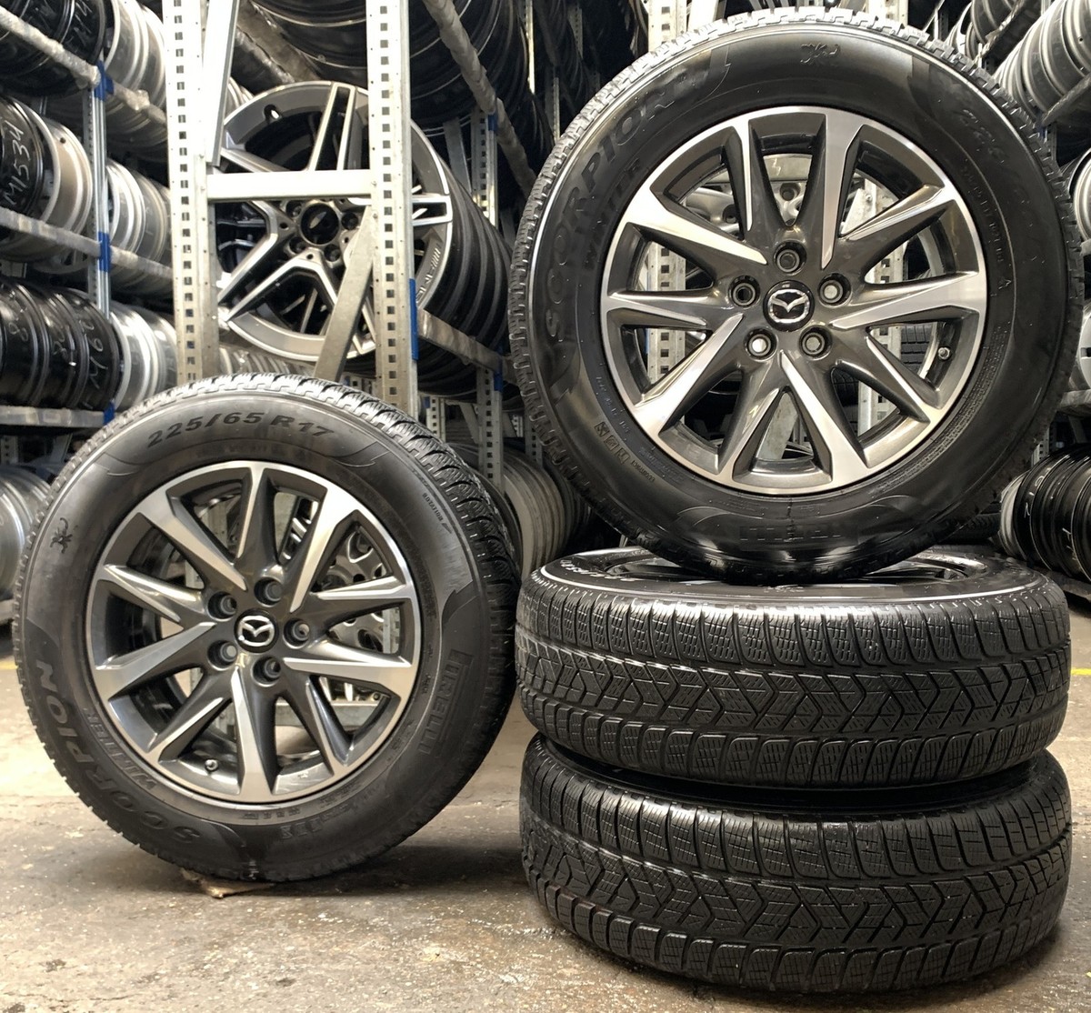 A伊藤 様 売約済みMAZDA CX-5-225/65/17R-冬タイヤ４本 4 Original Mazda Winter Tires 225/65 R17 102T CX-5 KB8M-V3810 2589
