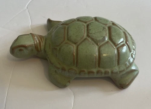 Frankoma Pottery Turtle Paperweight Prairie Green; Vintage. MCM