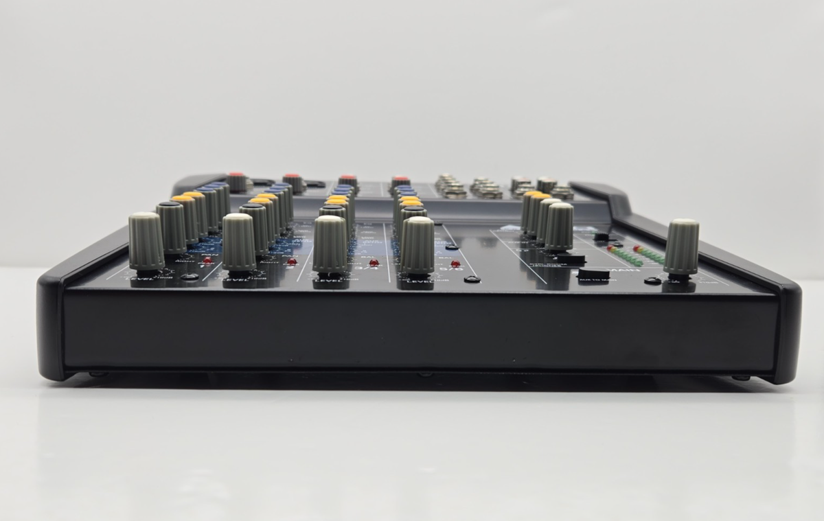 Alto Professional ZMX862 6-Channel Compact Mixer w/ Power Supply W