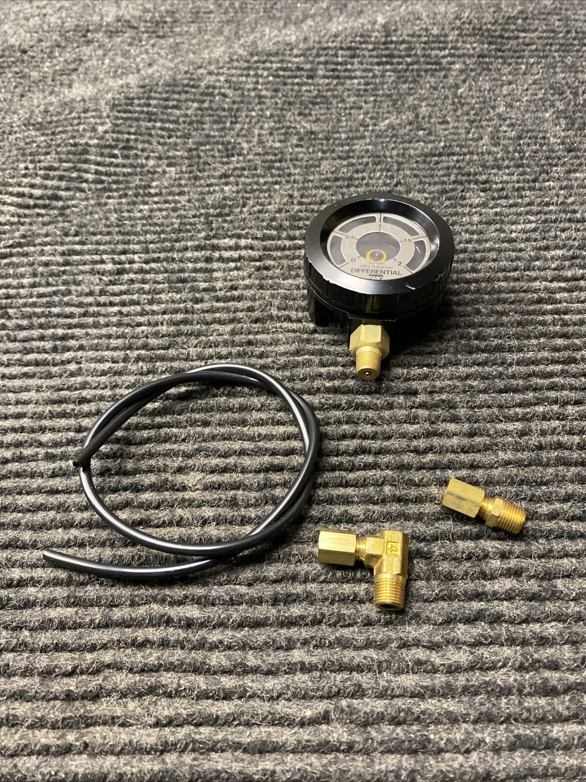 NEW SMC # DIFFERENTIAL PRESSURE VACUUM GAUGE 0-2 kgf- cm2