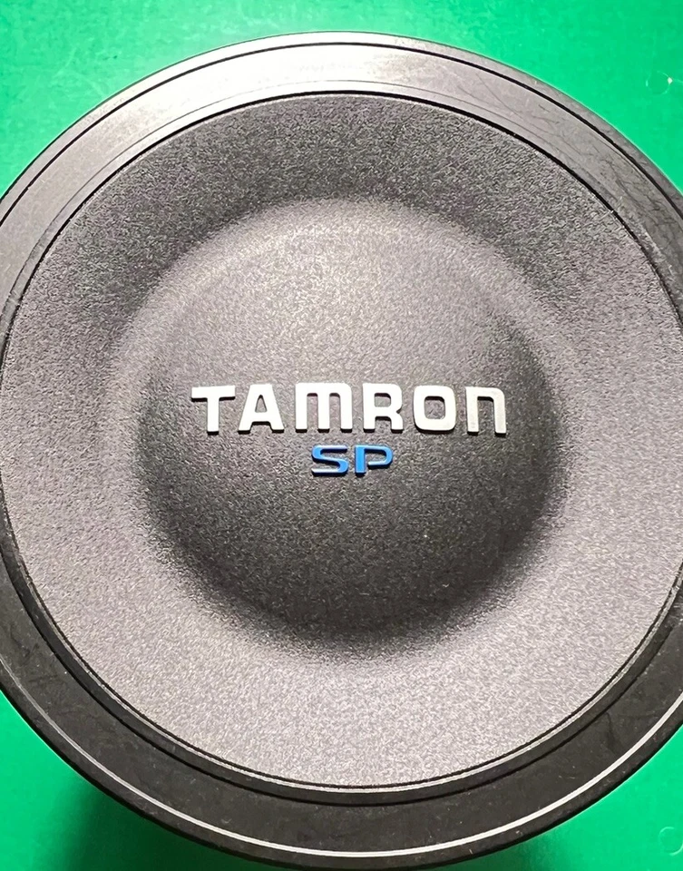 Lente Tamron SP 15-30 mm f/2,8 Di VC para Canon hecha por Japón Foto 3 de 4
