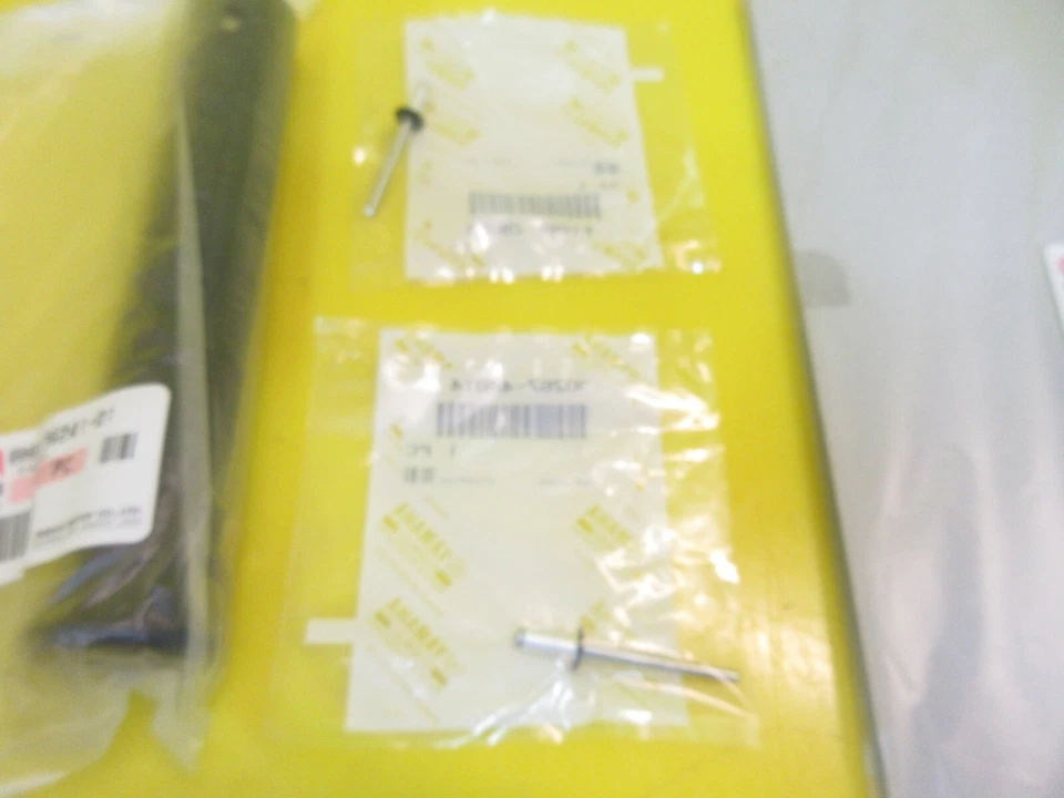 NUEVO OEM YAMAHA APEX FX NYTRO RS VECTOR LTX RTX KIT DE REPUESTO AGARRE TÉRMICO DERECHO Foto 3 de 4