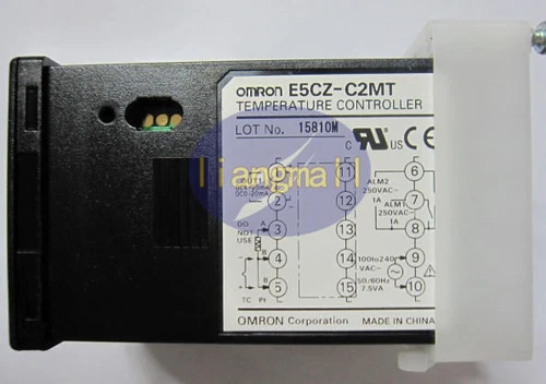 ONE Omron E5CZ-C2MT Temperature Controller NEW