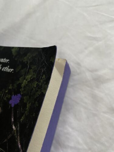 Powerless Lauren Roberts Waterstones Exclusives Sprayed Edges Paperback UK - Picture 5 of 9