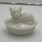 Vintage Westmoreland milk glass,cat on a bed