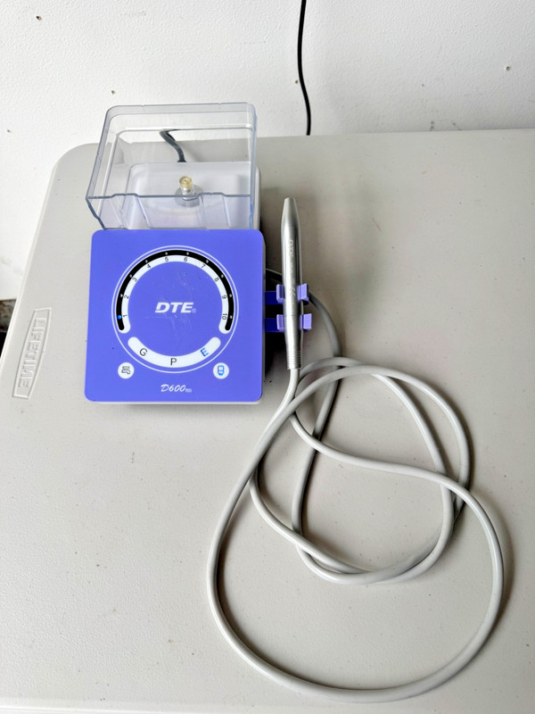 Woodpecker DTE D600 LED Ultrasonic Dental Scaler w/ HD-8L Handpiece Tested Works