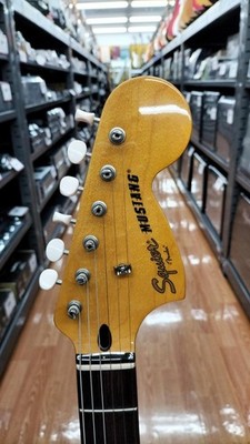 Squier Classic Vibe FSR ムスタング フェスタレッド Squier FSR Classic Vibe Mustang Electric Guitar Fiesta Red 2011 | eBay
