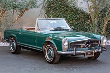 1967 Mercedes-Benz 230SL 
