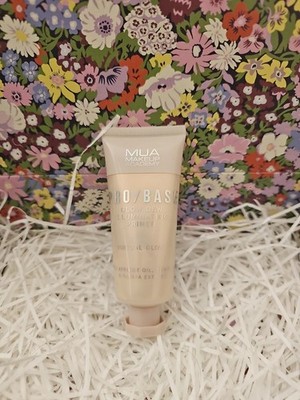 MUA Pro/Base Glow Dew Liquid Illuminating Primer ~ Farbton: Virtual Glow ~ 30ml