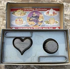 Griswold # 2, Patty Iron Molds Vintage Set 2 Molds 2 Handles Box  USA