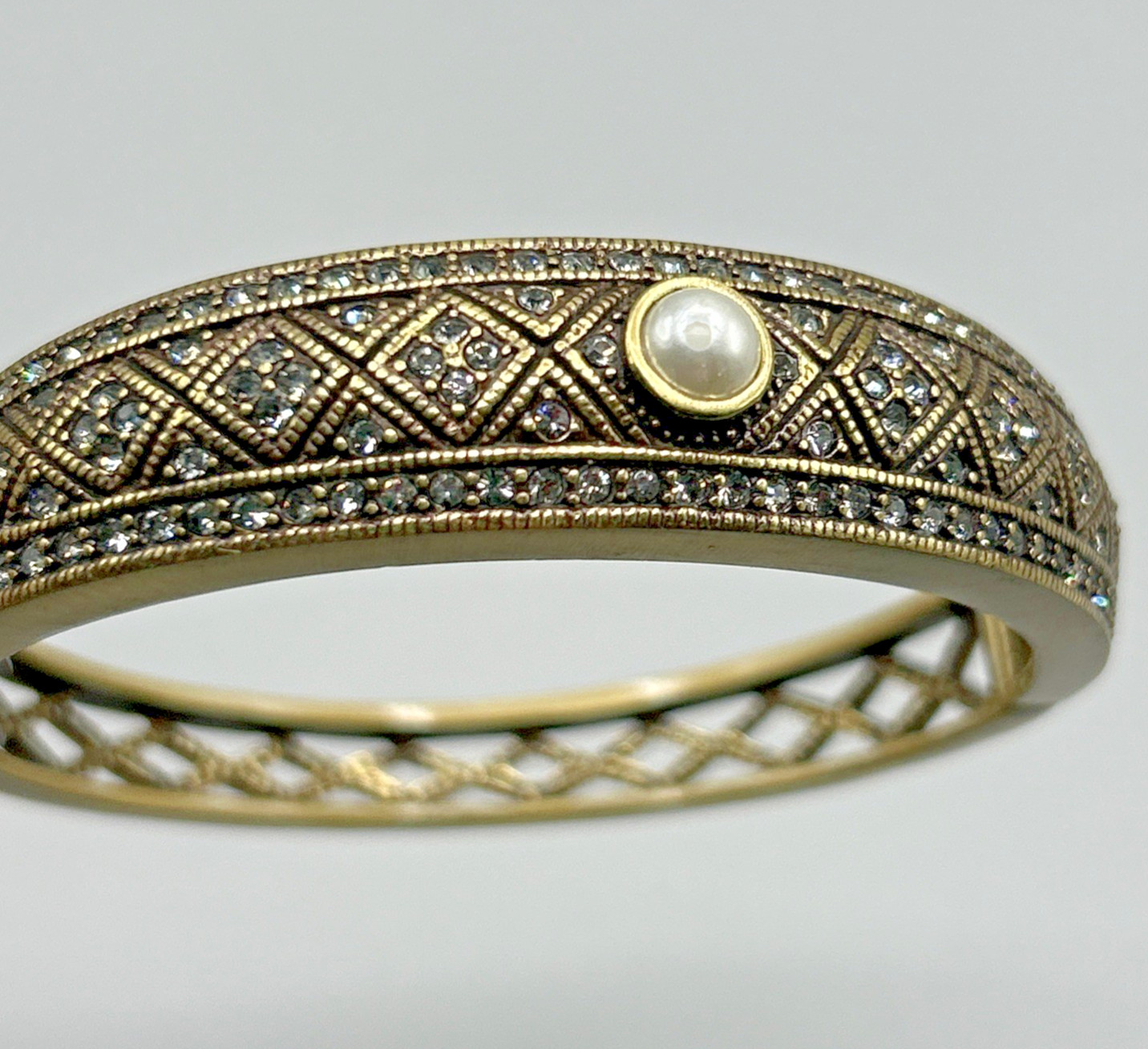 HEIDI DAUS Hinged Stackable Tapered Bracelet w Rh… - image 1