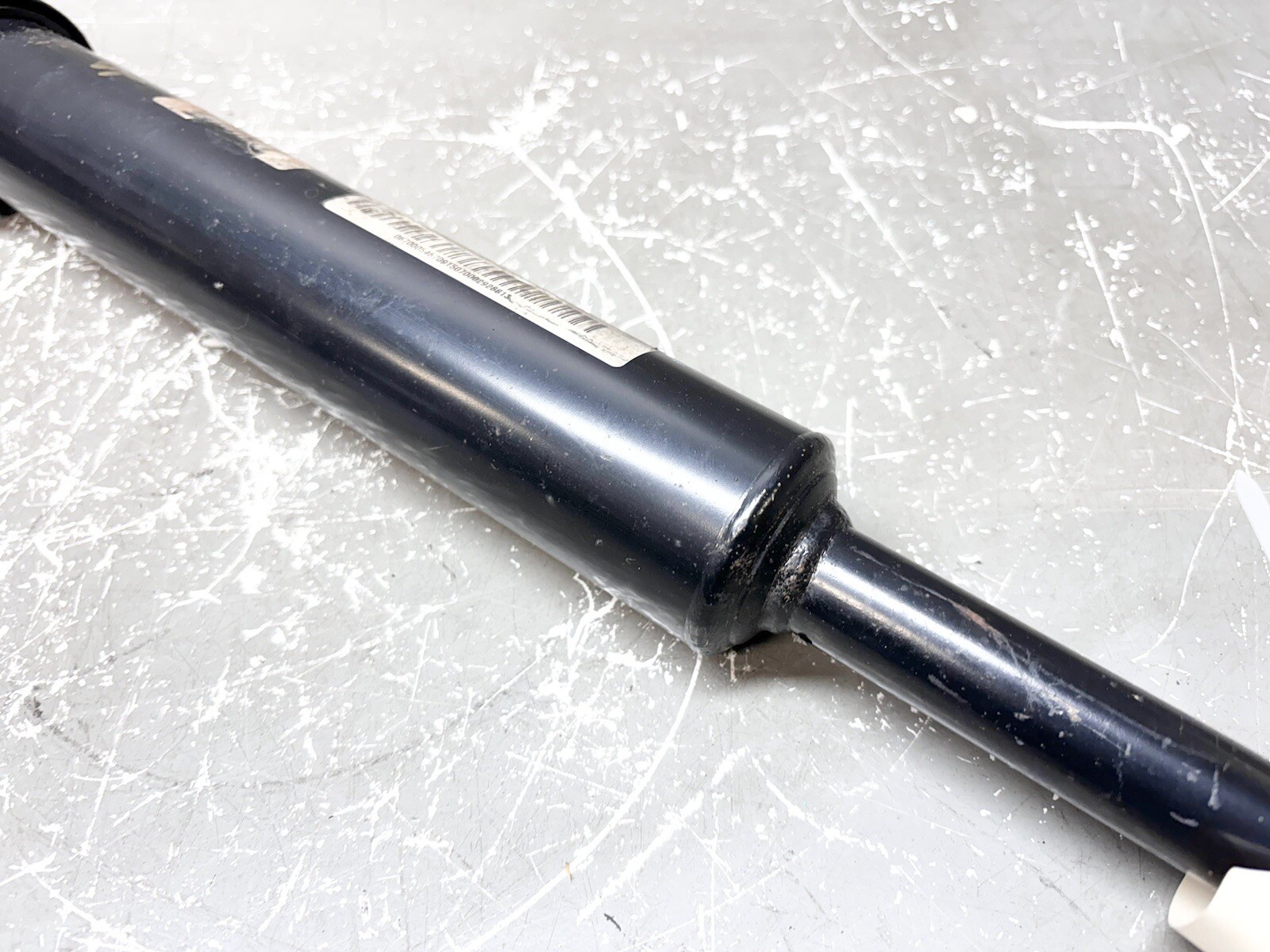 ⭐️2014-2017 Maserati Quattroporte Ghibli Rear Left Or Right Shock Absorber OEM