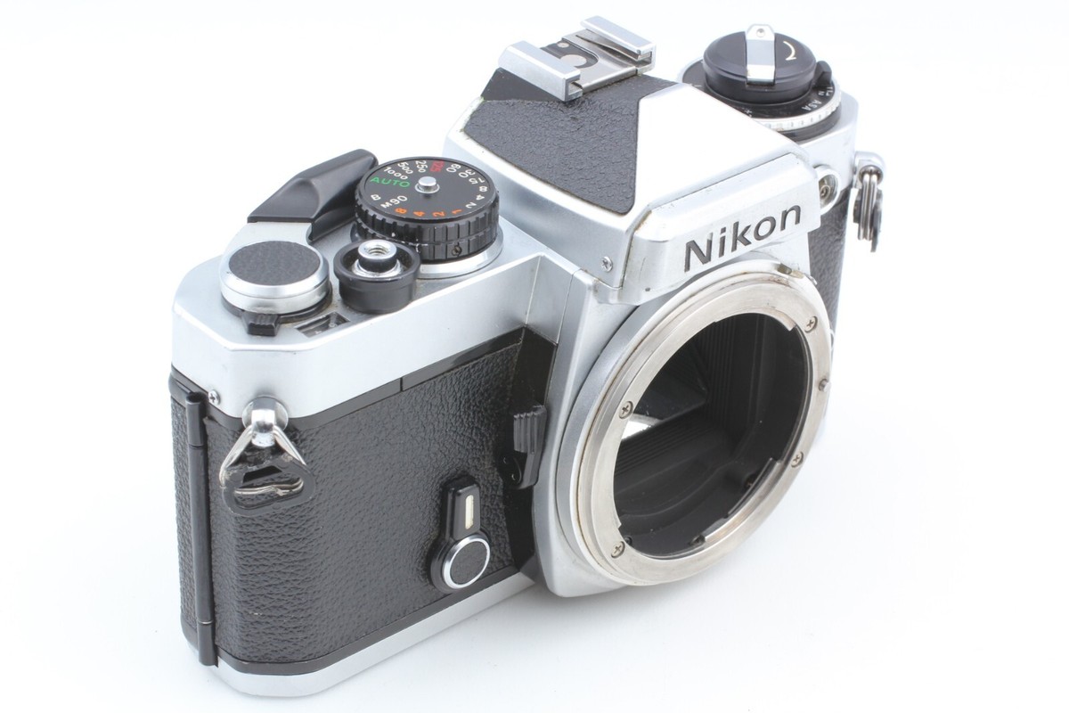 フィルムカメラ Nikon FE + Ai 35-70mm F3.3-4.5s AI Zoom Nikkor 35-70mm f/3.3-4.5Sを買ってしまった