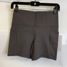 ATHLETA Salutation Stash High Rise 5 Shorts Women's Size M Shale