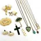 Nephrite Jade Gemstone Celluloid Costume  Jewelry Lot 11 pcs Gold Tone Vintage