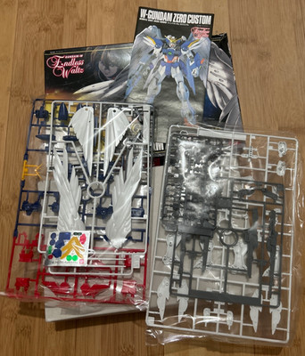 BANDAI GUNDAM-W ENDLESS WALTZ HG W-GUNDAM ZERO CUSTOM EW-01 1/144 NEW U.S.
