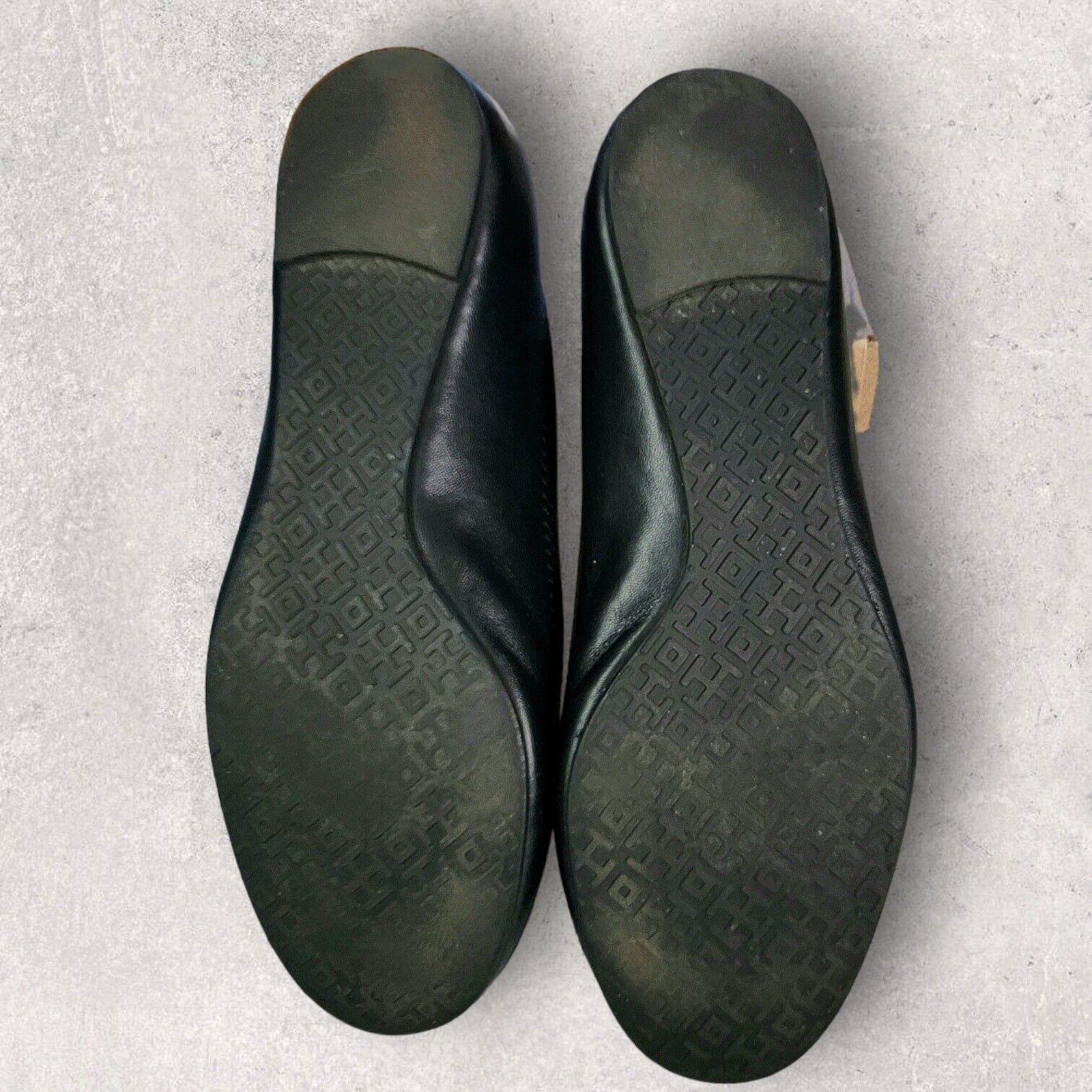 Tory Burch Womens Black Leather Ballet Flats Shoes 5.5 Slip On Gold Logo Travel thumbnail 9