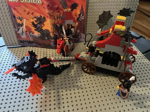LEGO Castle: Traitor Transport (6047) 95% Complete W/instructions No Box