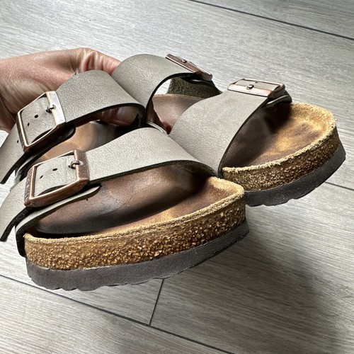 BIRKENSTOCK ARIZONA two stripes women slip on sandals/ taupe mocha / size 5.5 39 - Picture 13 of 20