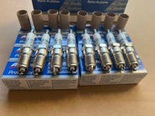 41-962 8PCS Brand-New Spark Plugs OEM 19299585 for Yokon Sierra Chevy Silverado