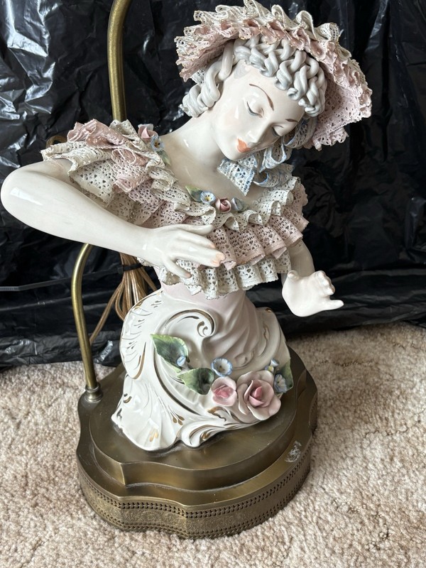 VINTAGE LAMP WOMEN  FIGURINE PORCELAIN  “RARE”