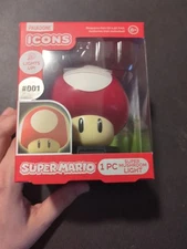 Paladone Icons Super Mario Super Mushroom Light #002 Nintendo Night Light - NIB!