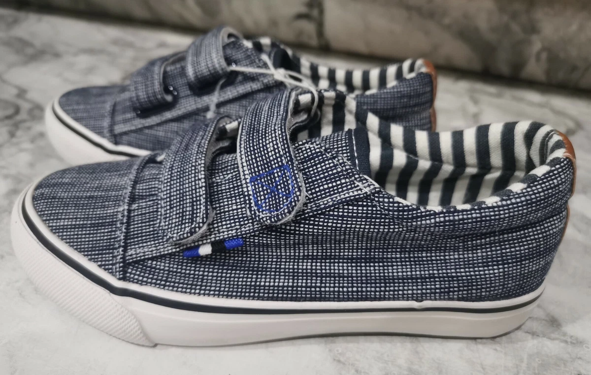 Sneaker boys uk hot sale