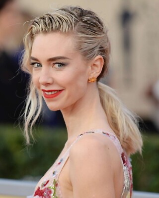 SEXY VANESSA KIRBY 8x10 PHOTO * | eBay