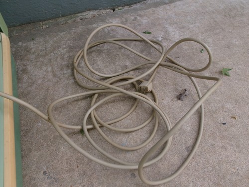 Vintage Hoover Portable Suitcase Vacuum Cleaner w Attachments Model 2100 Green - Picture 6 of 24
