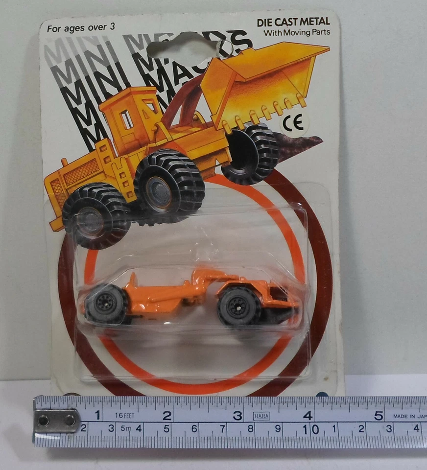 ZYLMEX VTG 1989 MINI MACKS SCRAPER 3'' DIE CAST TOY CAR MOSC - Image 2 of 4