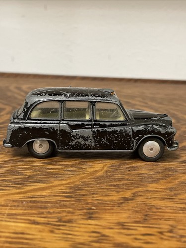 Corgi Toys Austin London Taxi-Cab Black - Picture 4 of 15