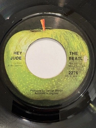 THE BEATLES {Pop Rock 45}  HEY JUDY / REVOLUTION  ♫hear