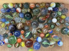 VINTAGE 1960'S/70'S MARBLE JOB LOT x 90 COLOURFUL GLASS MARBLES