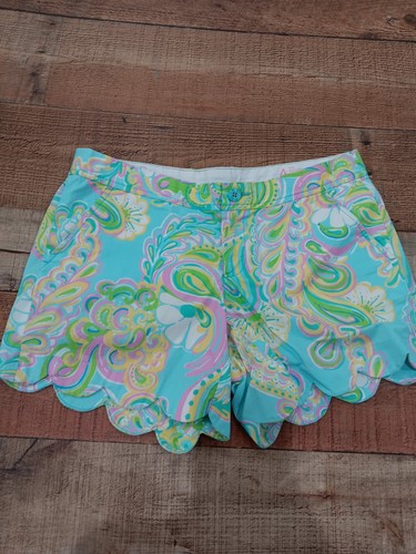Lilly Pulitzer Buttercup Short Flamingo Pink Don't Give Cluck Floral Sz 4 (2366