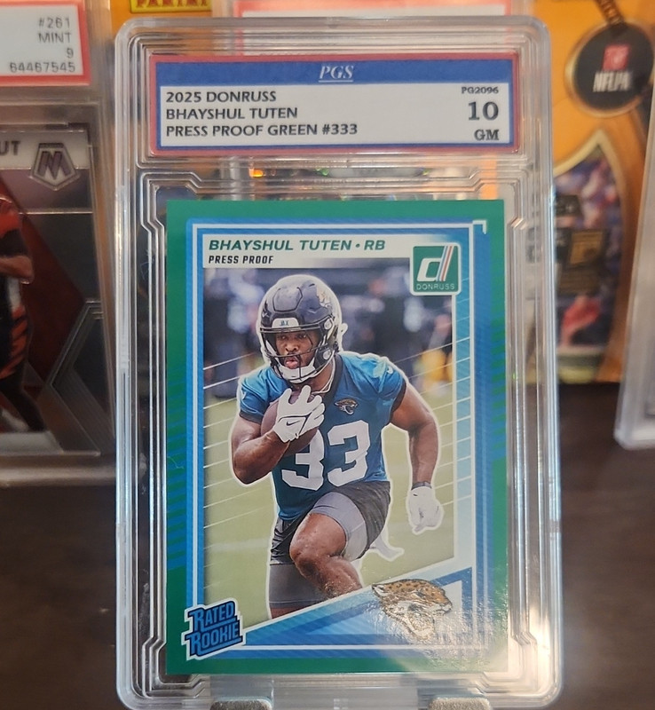  Donruss & Select RC Lot Bhayshul Tuten Jaguars lot of 2 1 slab and 1 to be slab