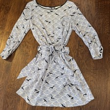 KATE SPADE 100 silk belted shift dress with birds, size 10-EUC