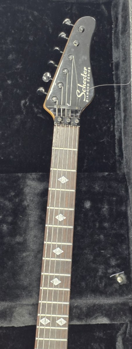 Schecter Diamond Series V-1 FR ブラック　美品！ Vintage Rare Schecter Diamond Series V-1 Plus Fr HSS Near Mint