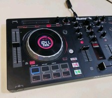 Numark Mixtrack Platinum 24bit DJ Controller ...