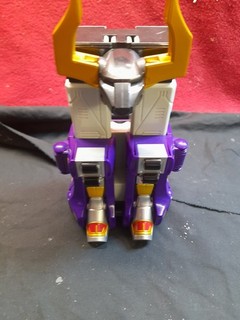 POWER RANGER WILD FORCE BISONTE WILD LORD. buone condizioni.