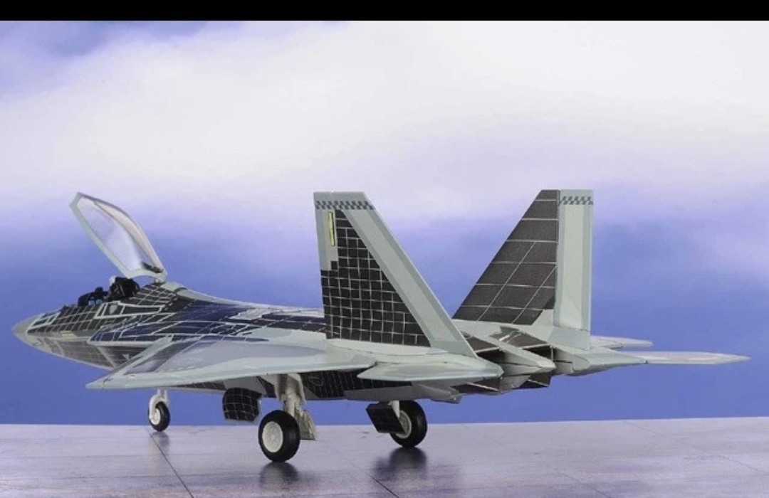 NEW HOBBY MASTER 1:72 scale LOCKHEED F-22 RAPTOR, 